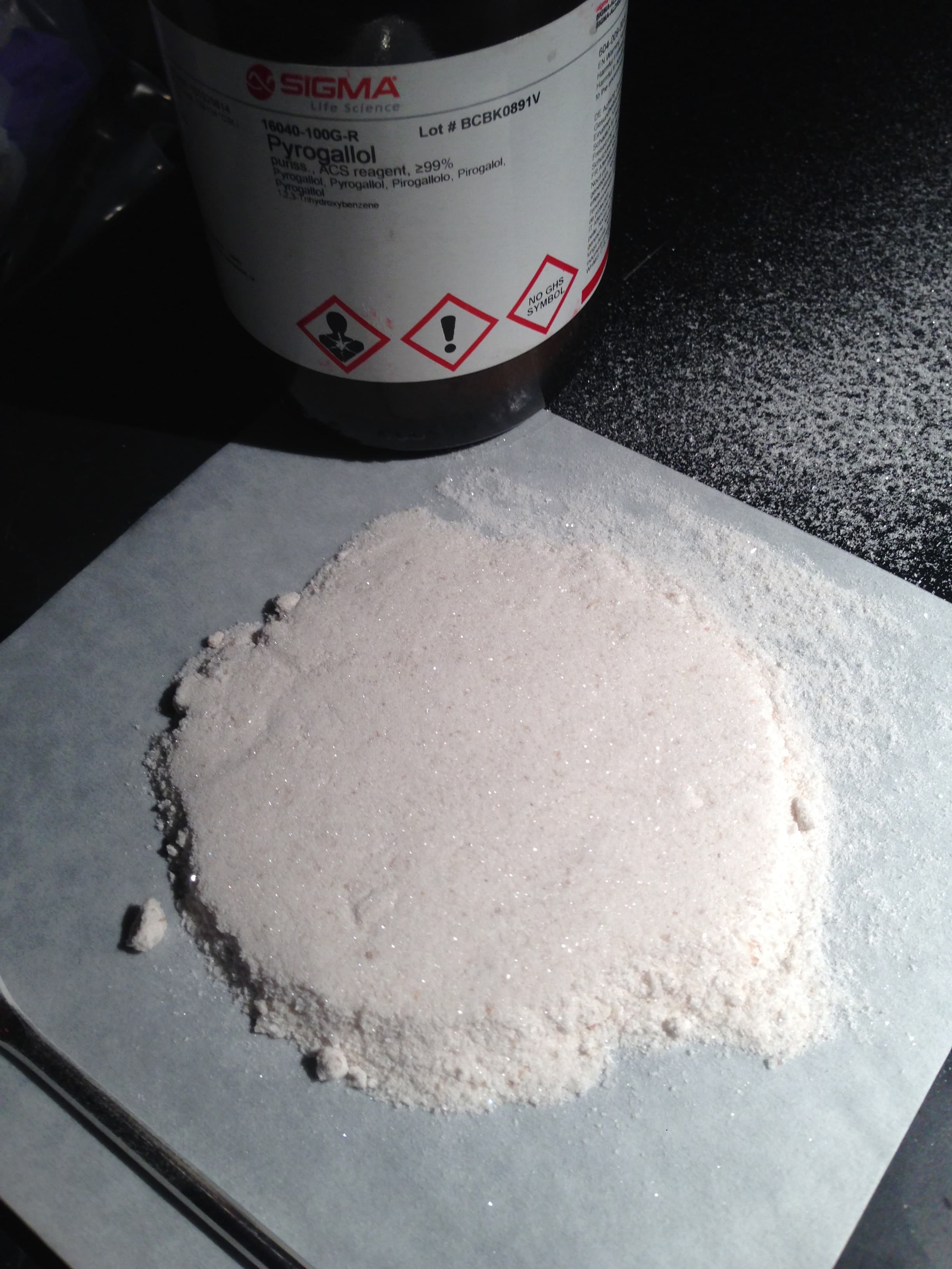 Pyrogallol SA-16040 sample